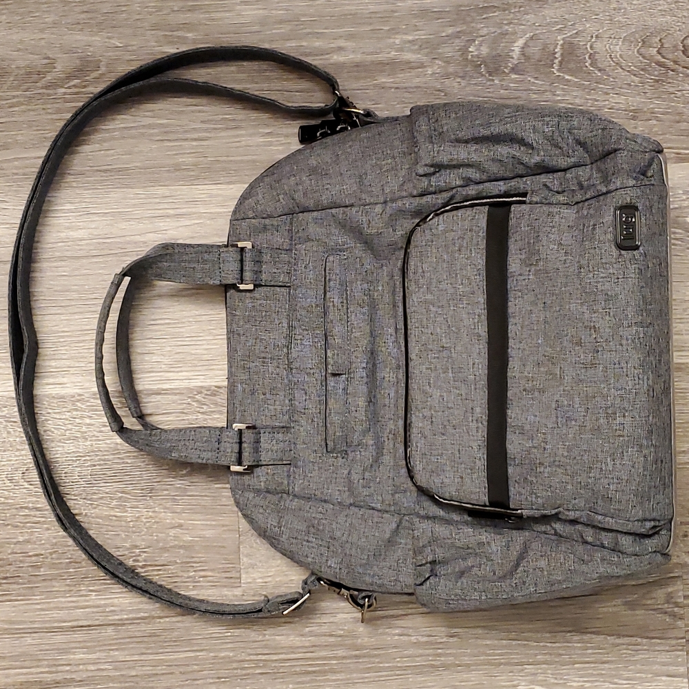 Lug Canter backpack/crossbody convertible bag in Heather gray EUC